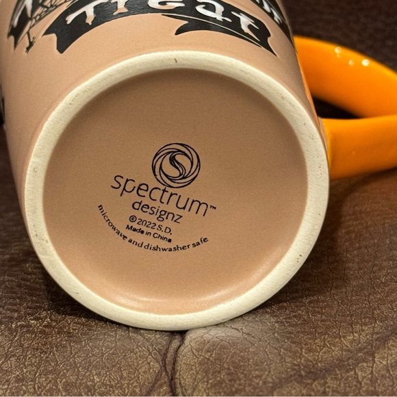 Trick or Treat Spooky Jack O’ Lanterns Vintage Style Halloween Latte Mug - Picture 12 of 12